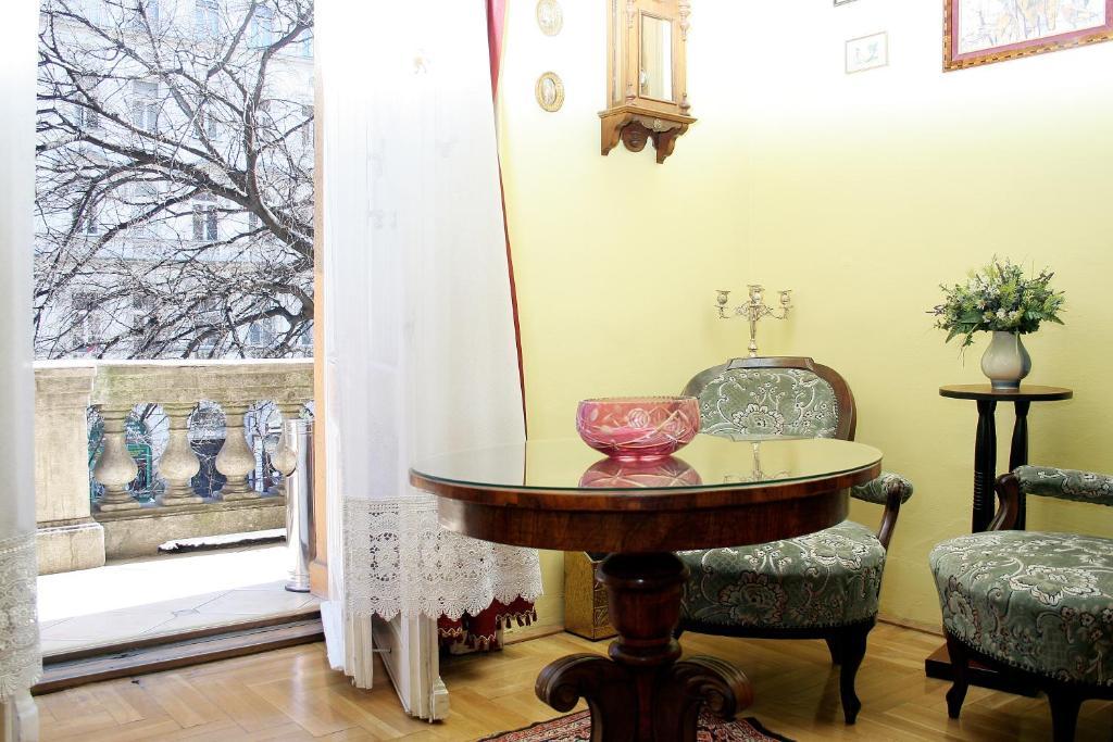 Budapest Tourist Apartments - Jozsef Koerut Zewnętrze zdjęcie