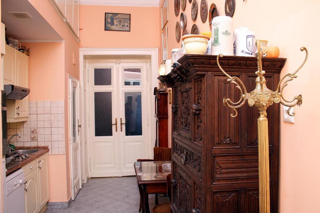 Budapest Tourist Apartments - Jozsef Koerut Zewnętrze zdjęcie